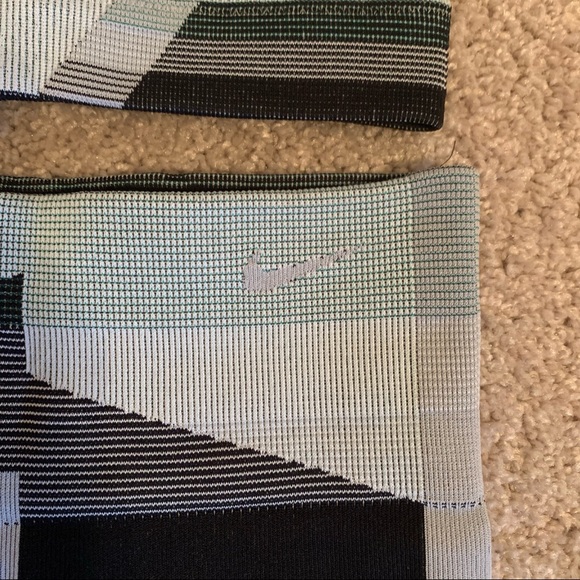 Nike Workout Set - Picture 2 of 4